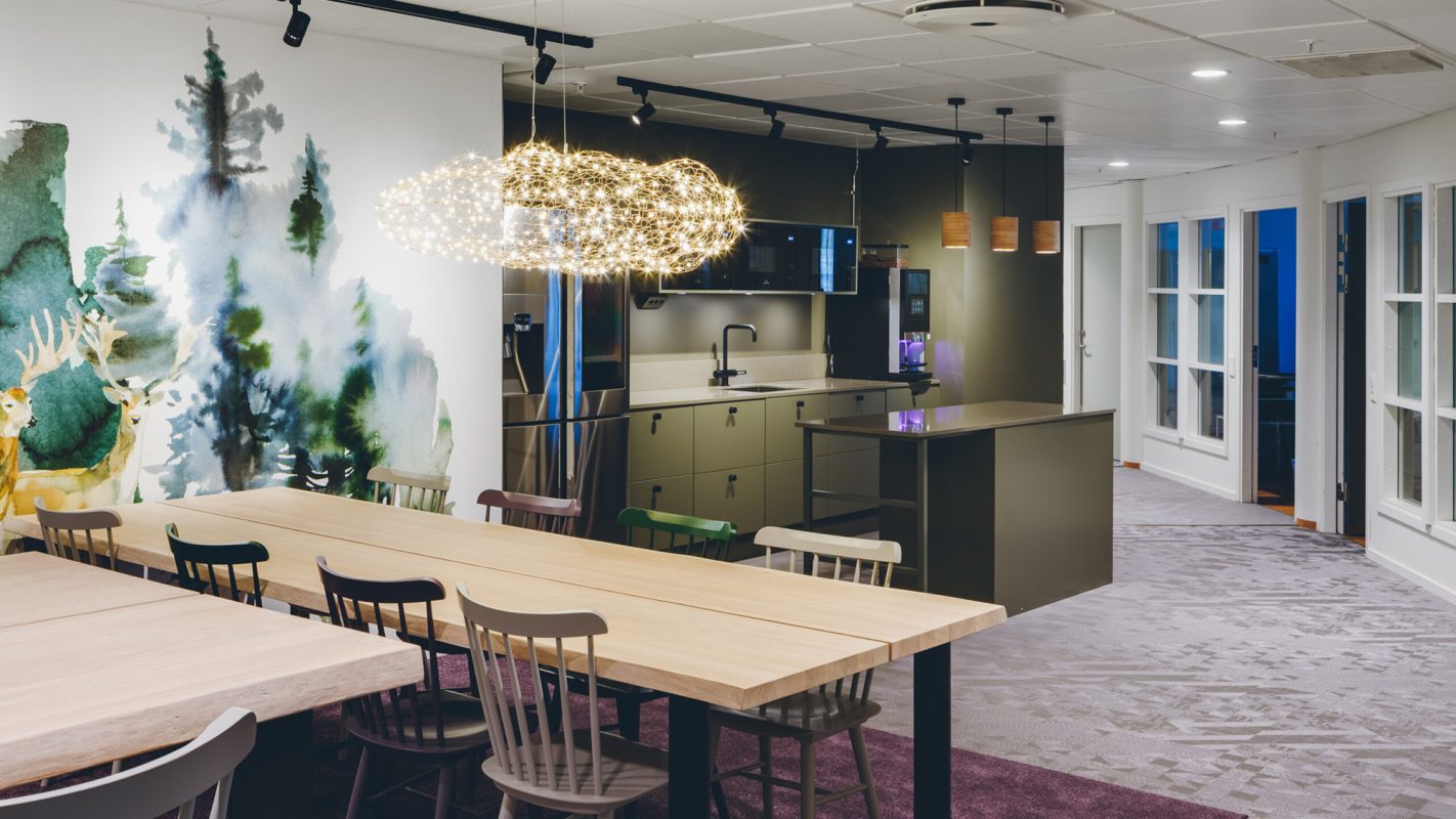 JW_210518_144704-scaled