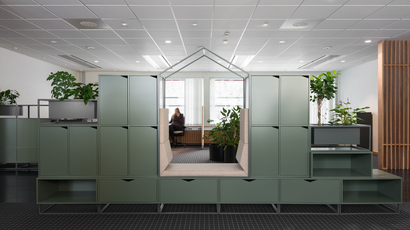 JW_240213_101043_fullsize_webb